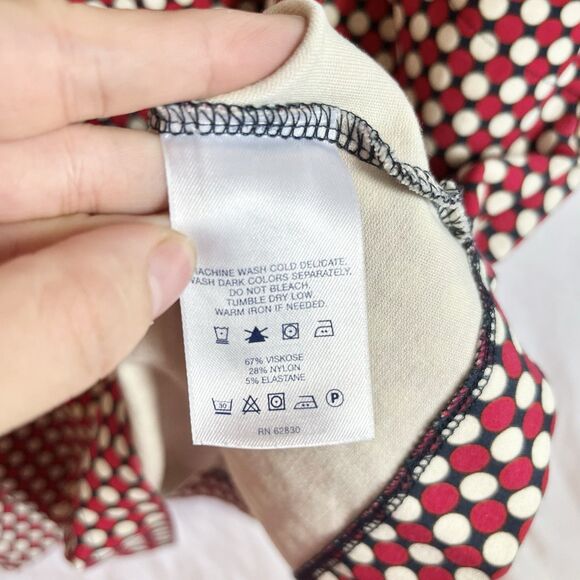 Lands End Dress Womens Sz 16 Red Ponte Polka Dot Sheath Sleeveless Stretch - Picture 6 of 10